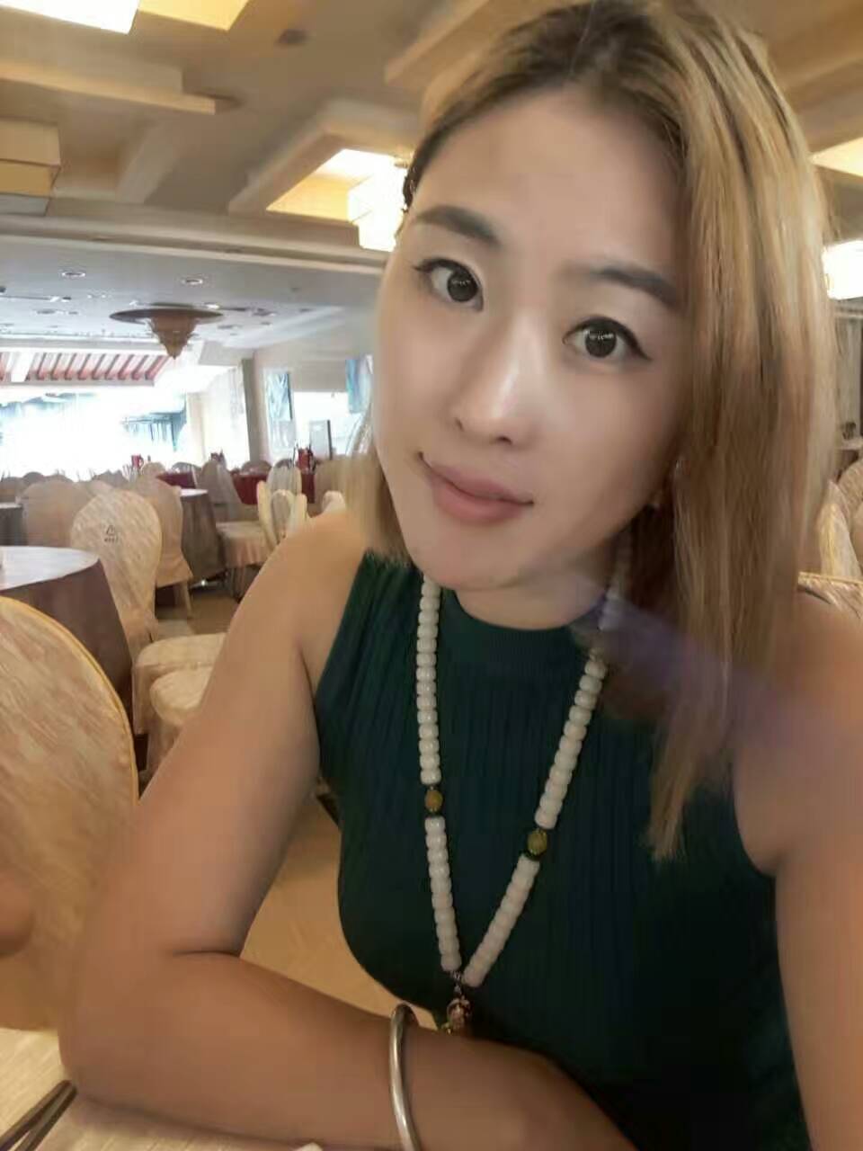 Ů������